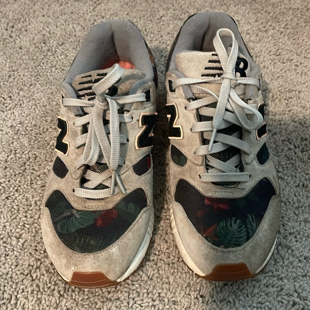 New balance sneakers